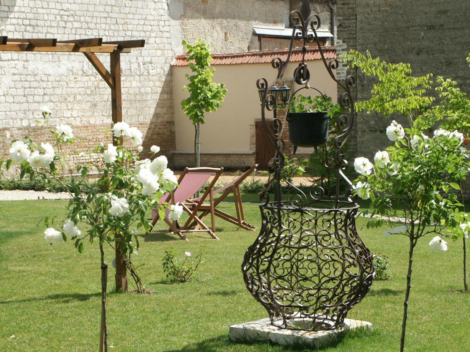 Lavannes La Closerie Des Sacres المظهر الخارجي الصورة